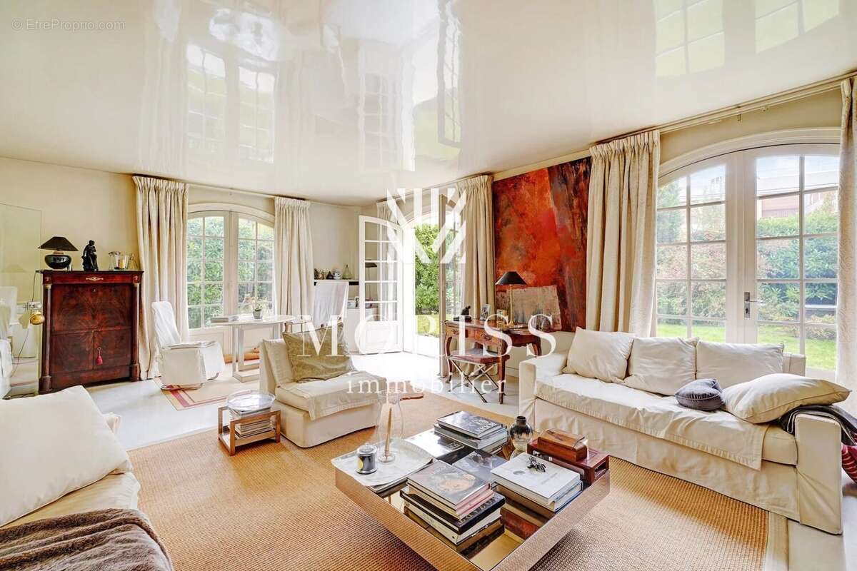 Maison à SAINT-GRATIEN