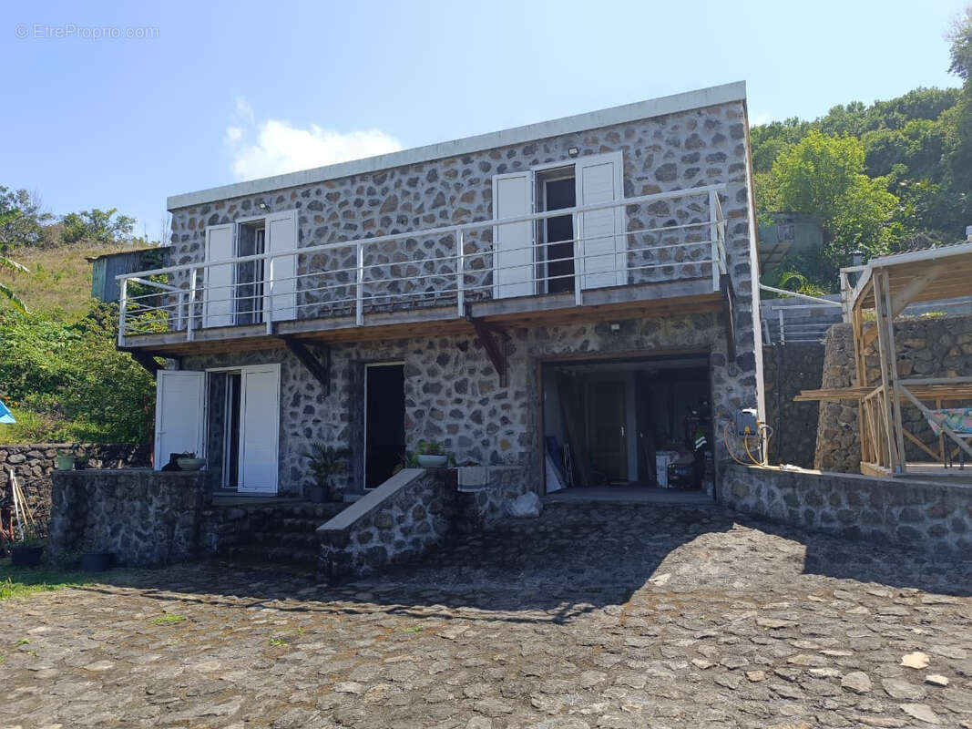 Maison à PETITE-ILE