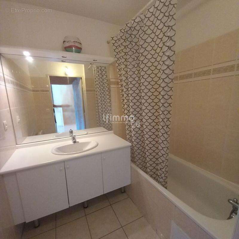 Appartement à MARSEILLE-13E