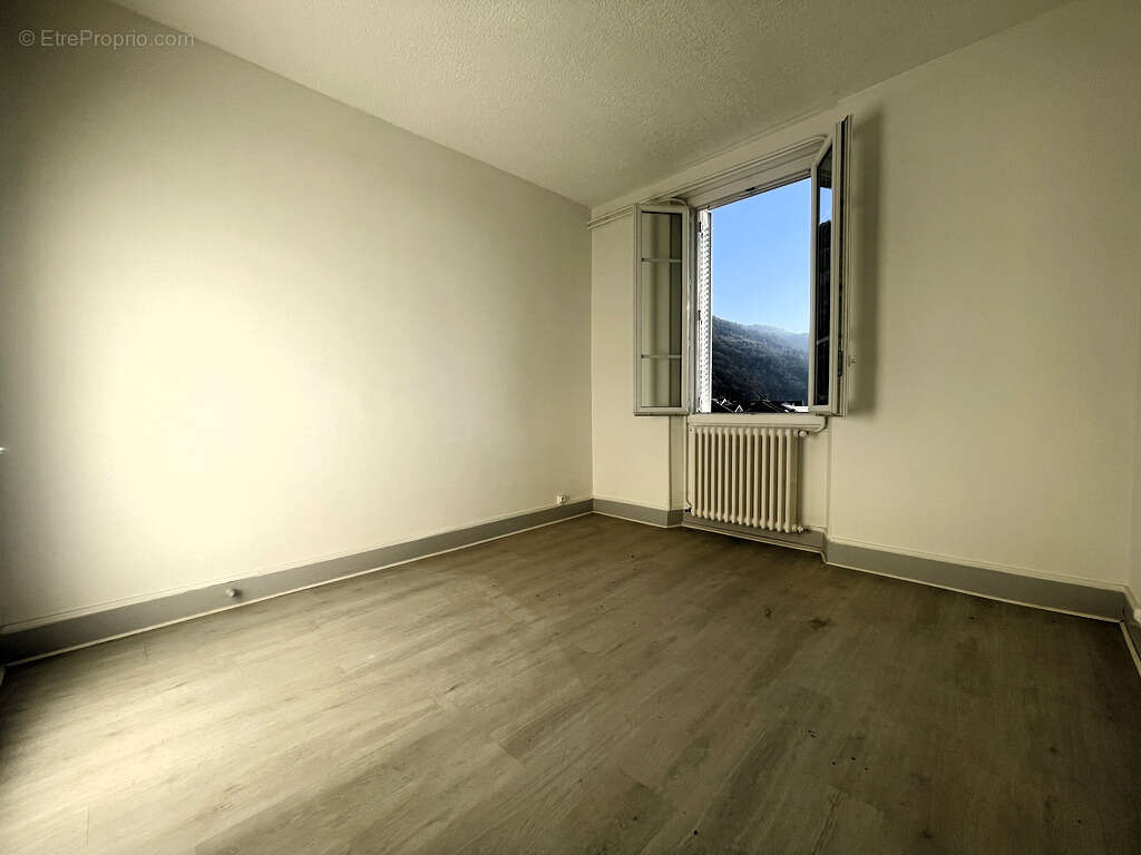 Appartement à VILLARD-BONNOT