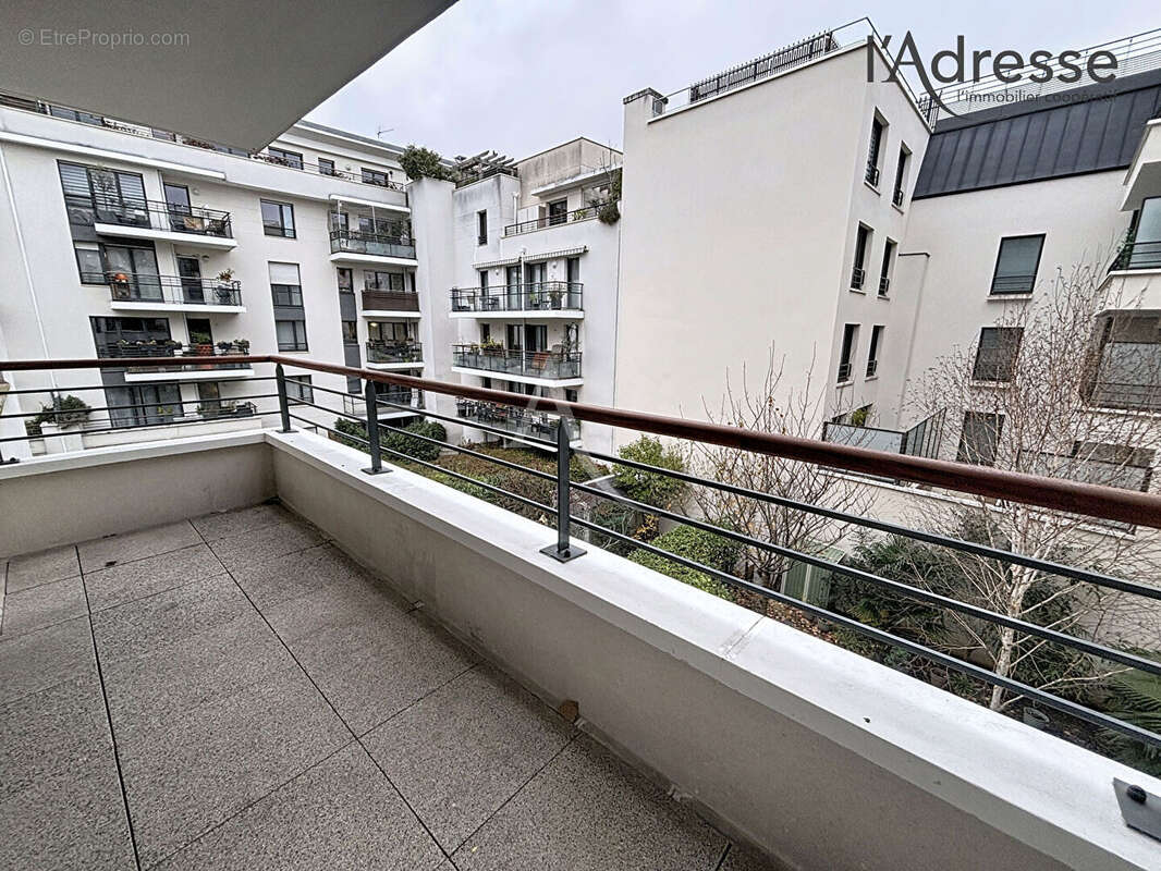 Appartement à SURESNES