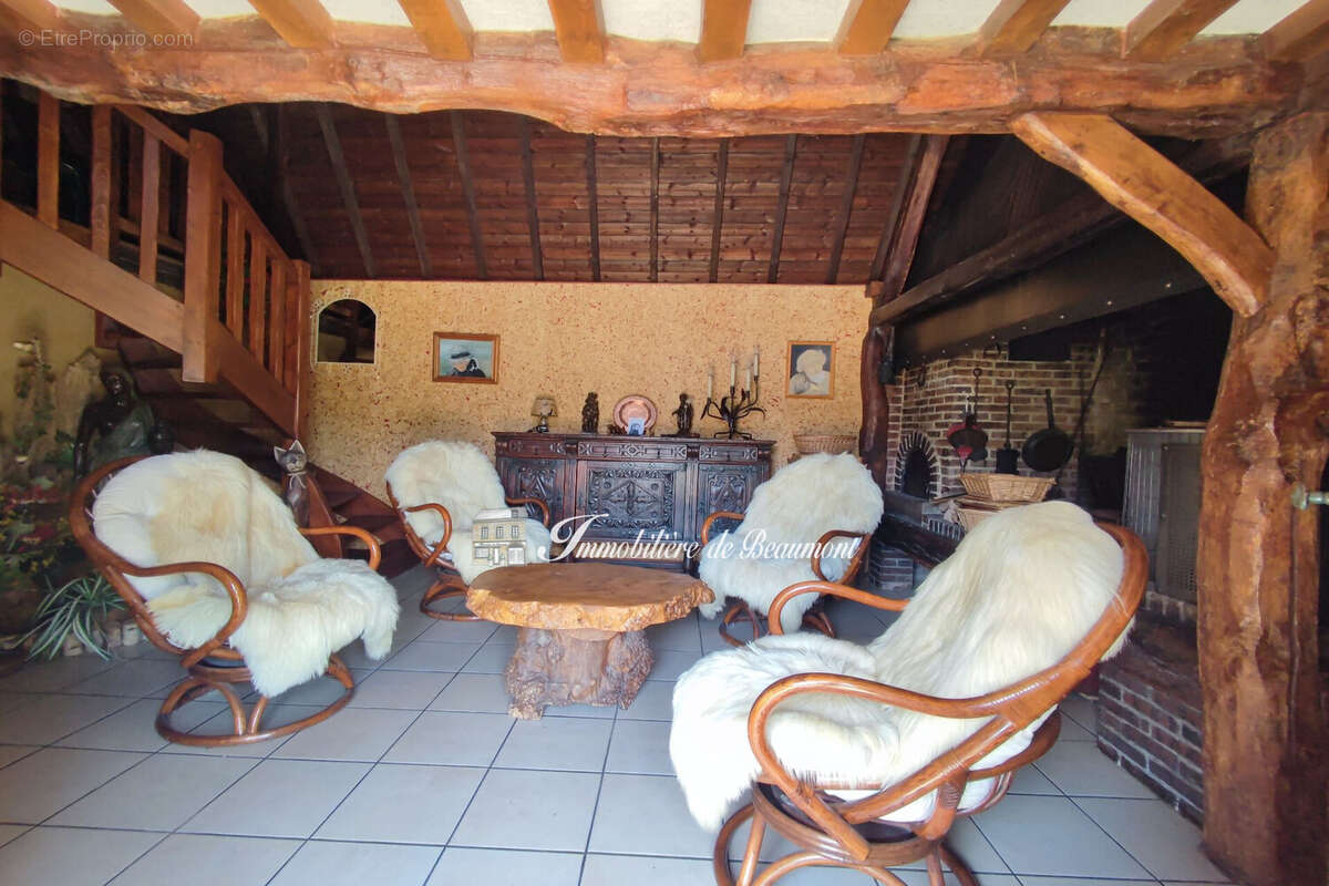 Maison 68 m² à Beaumont-Le-Roger  - photo 2