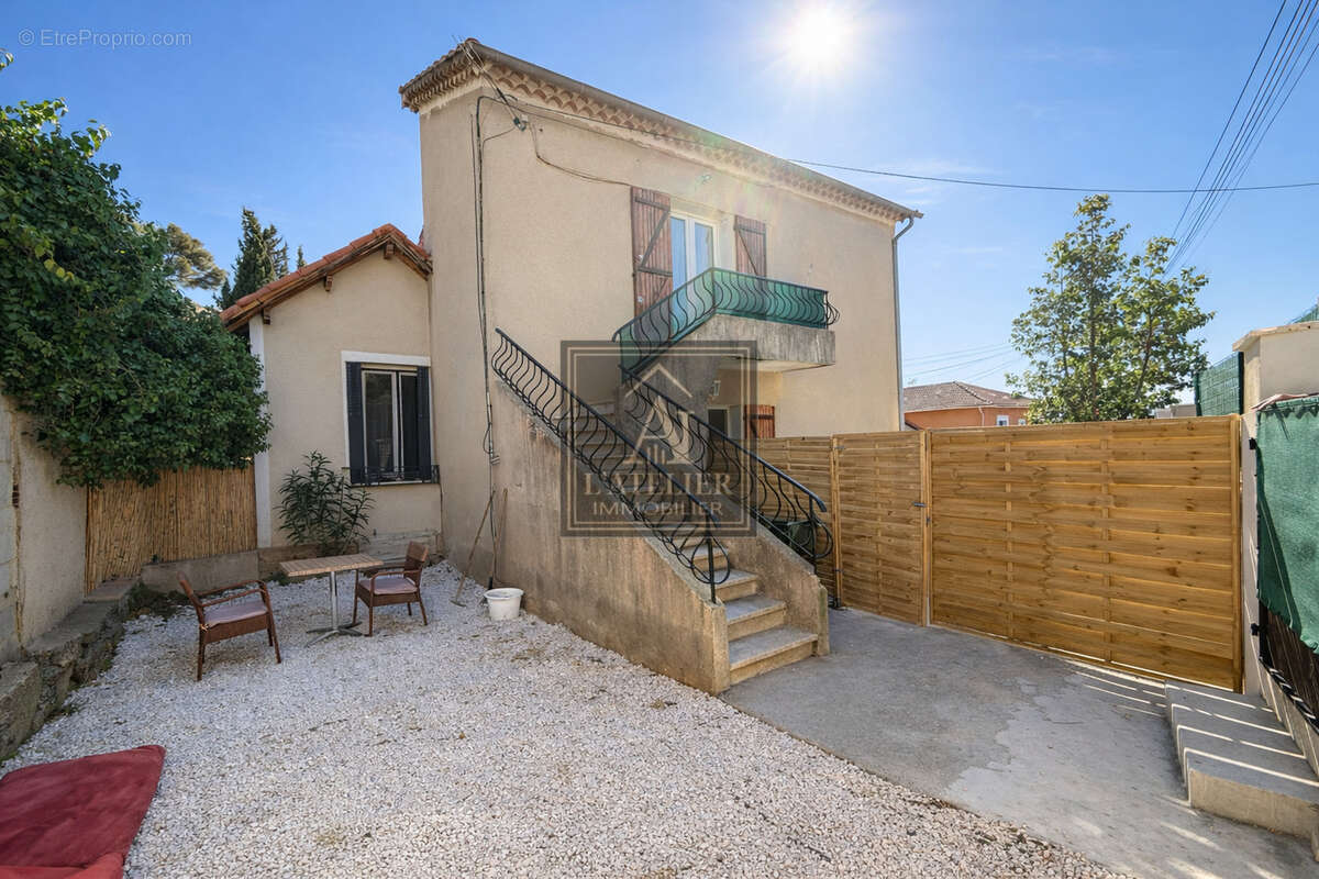 Autre à HYERES
