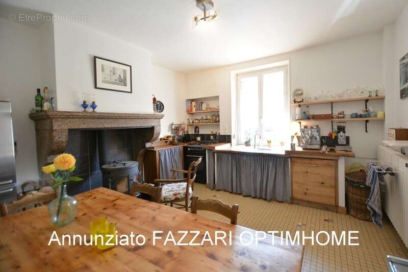 Maison à CLERY-LE-GRAND