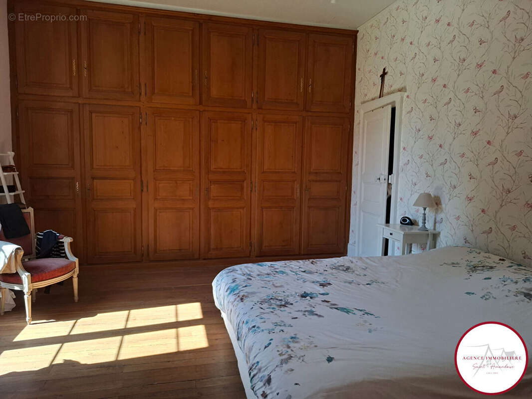 Maison à SAINT-AMAND-MONTROND