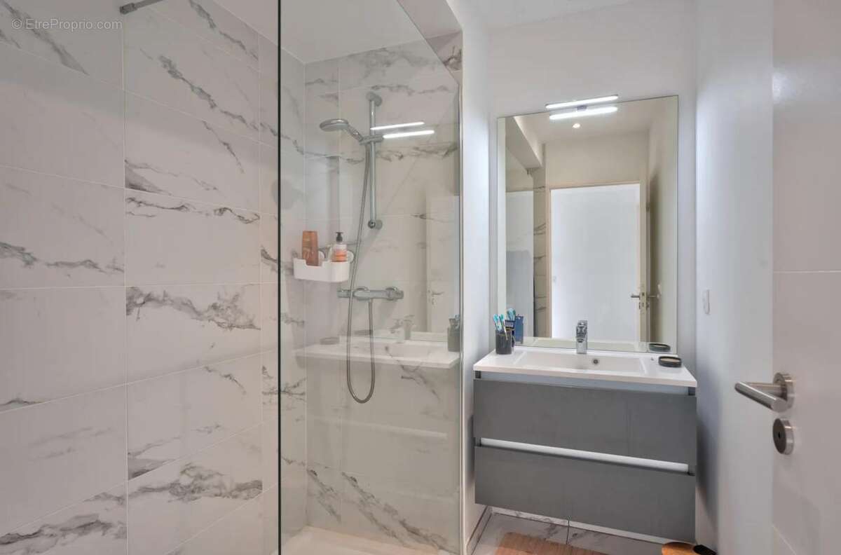 Appartement à SAINT-CYR-AU-MONT-D'OR