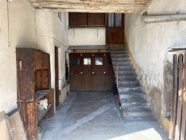 Maison à THURET