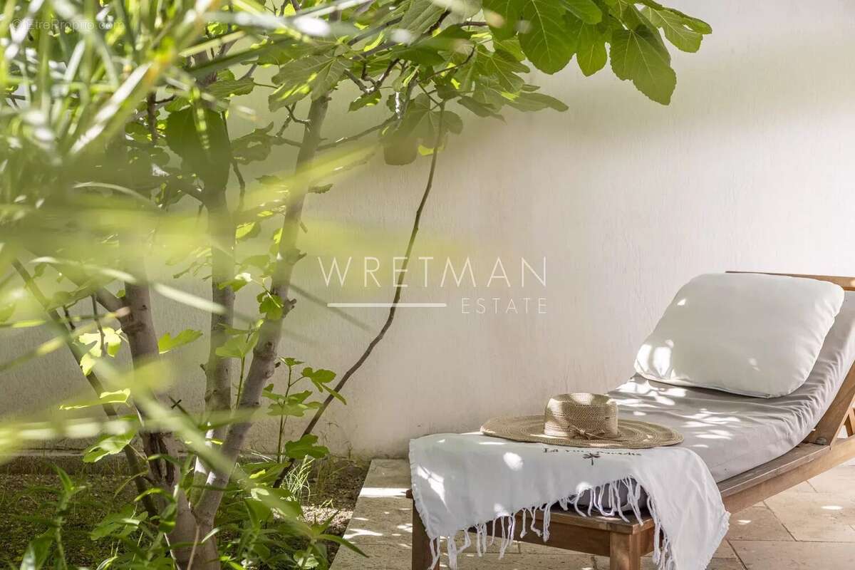 Maison à LES ISSAMBRES