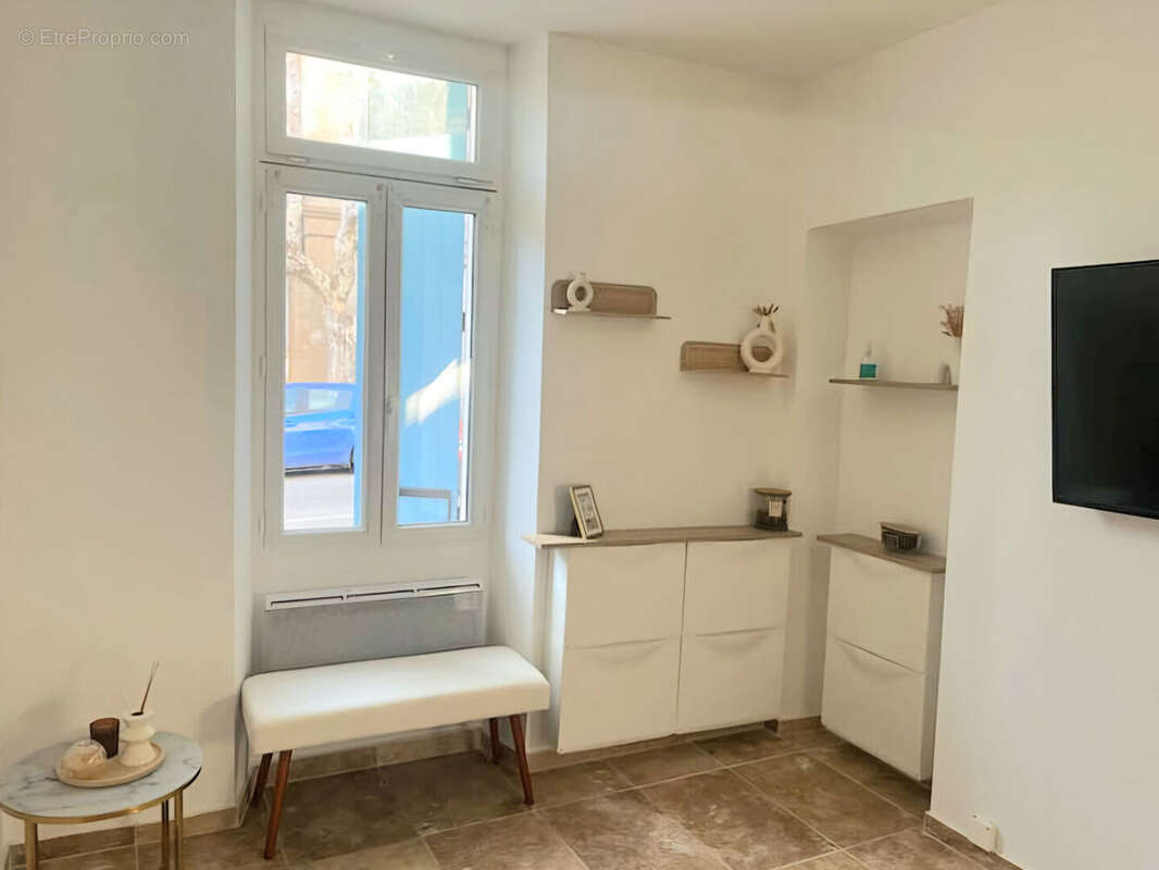 Appartement à LA BOUILLADISSE