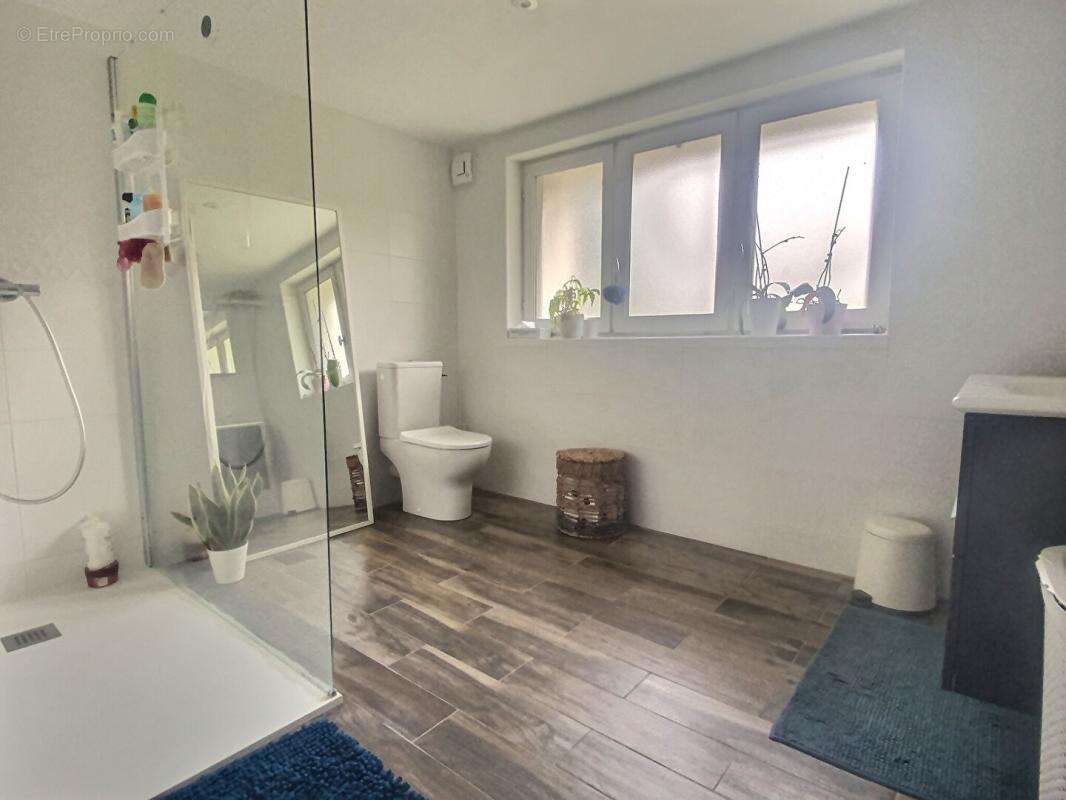 Maison Magne 7 pièce(s) - photo 16