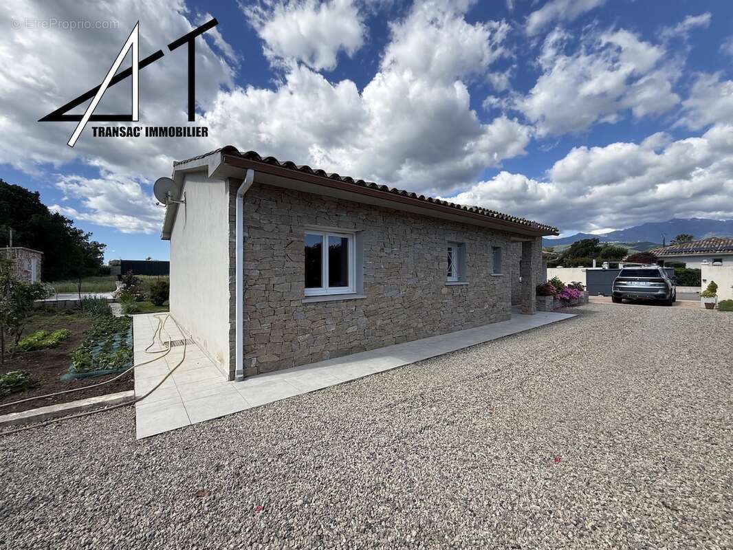 Maison à PRUNELLI-DI-FIUMORBO