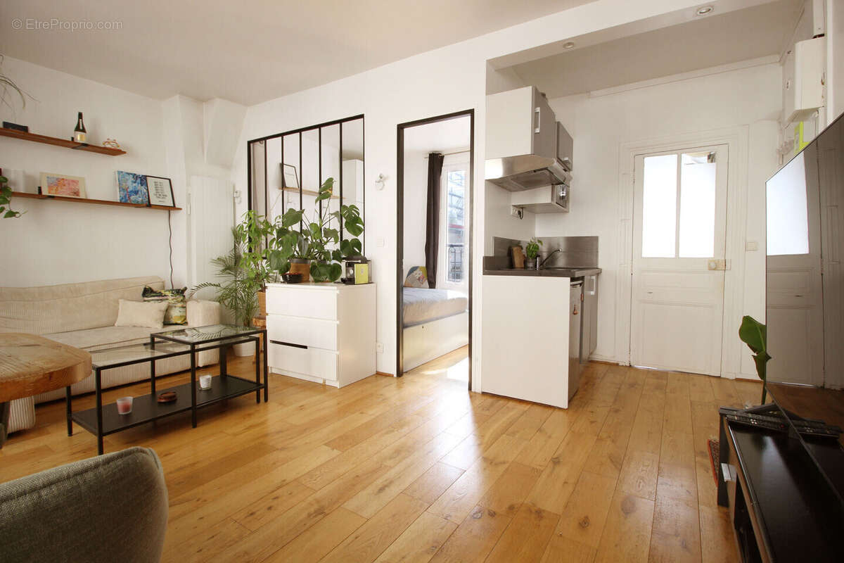Appartement à PARIS-3E