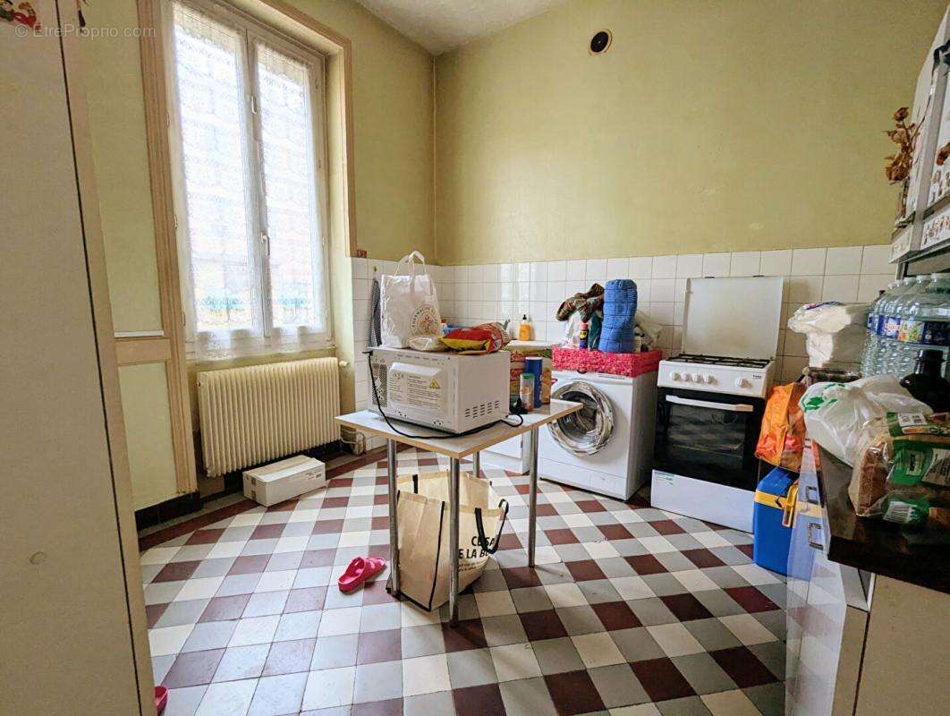 Maison à LYON-8E