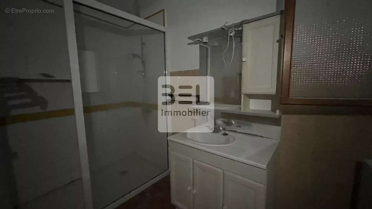Ideal investisseur local commercial et appartement type 4 - photo 9