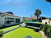 Maison à CHATEAUNEUF-LES-MARTIGUES