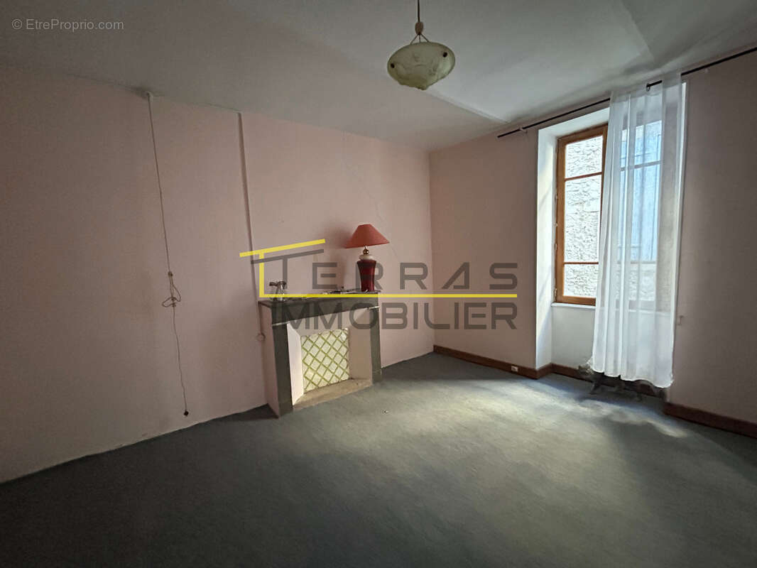 Appartement à GRIGNAN