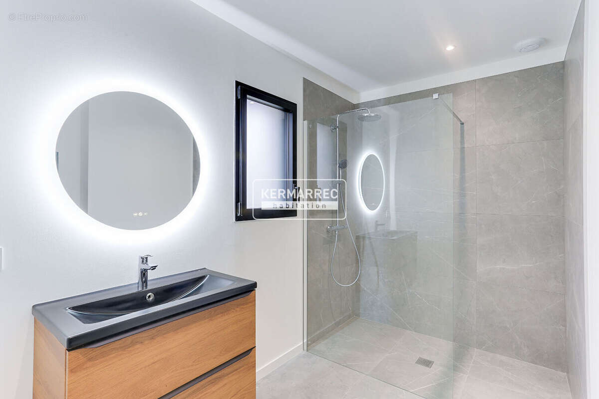 Maison à LA CHAPELLE-DES-FOUGERETZ