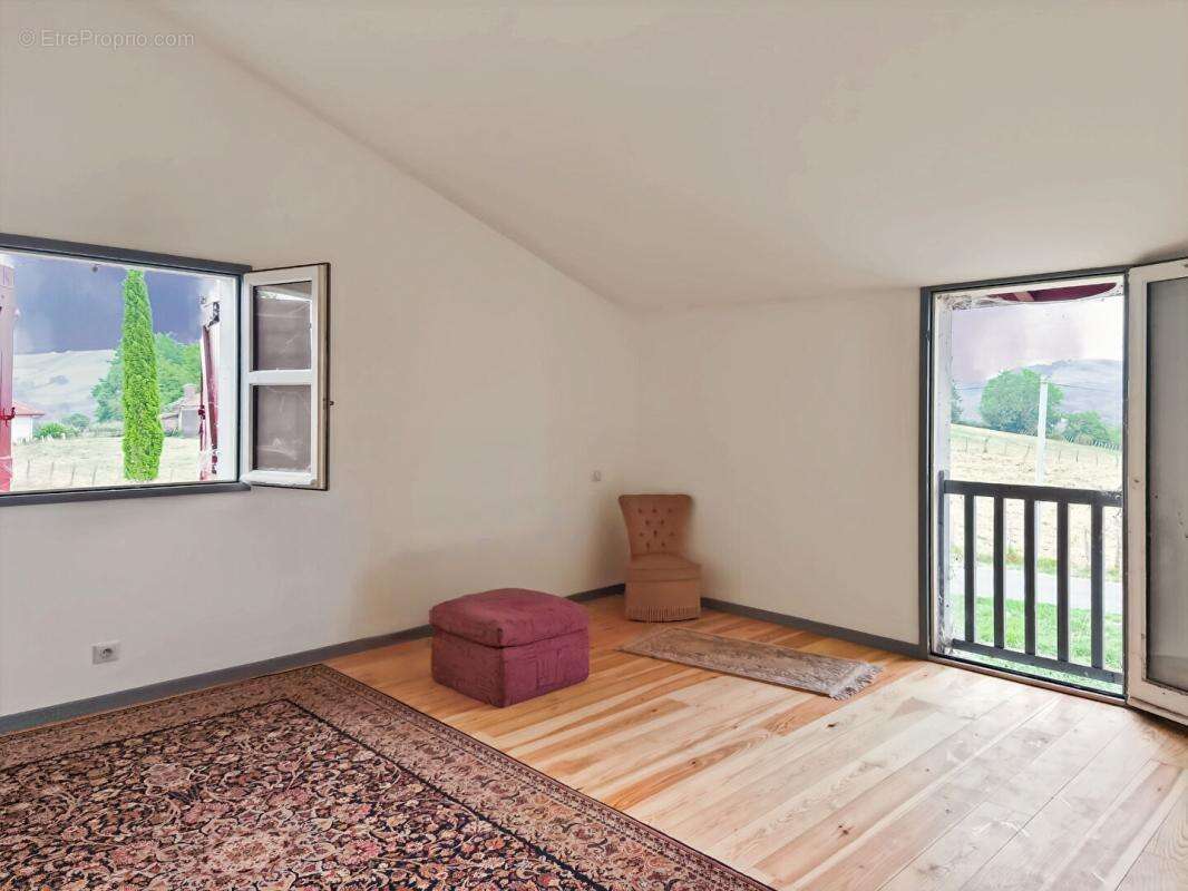 Maison d'architecte 307 M2, TERRAIN 6000 M2 - photo 10