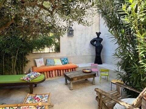 Maison 150 m² à Saint-Remy-De-Provence  - photo 2