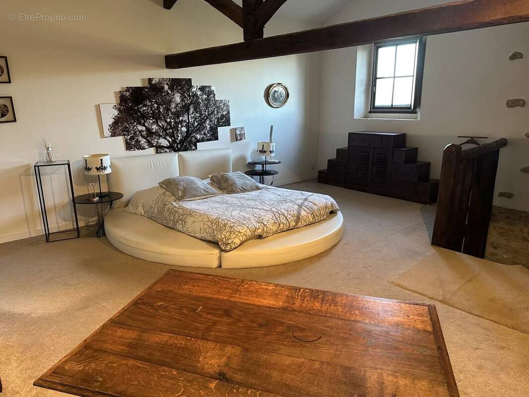 Maison à LA FERRIERE-AIROUX