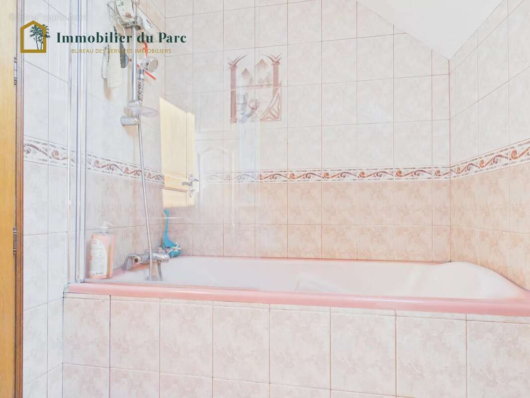 Maison à FRAHIER-ET-CHATEBIER