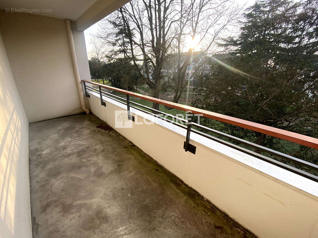 Appartement à LES MUREAUX