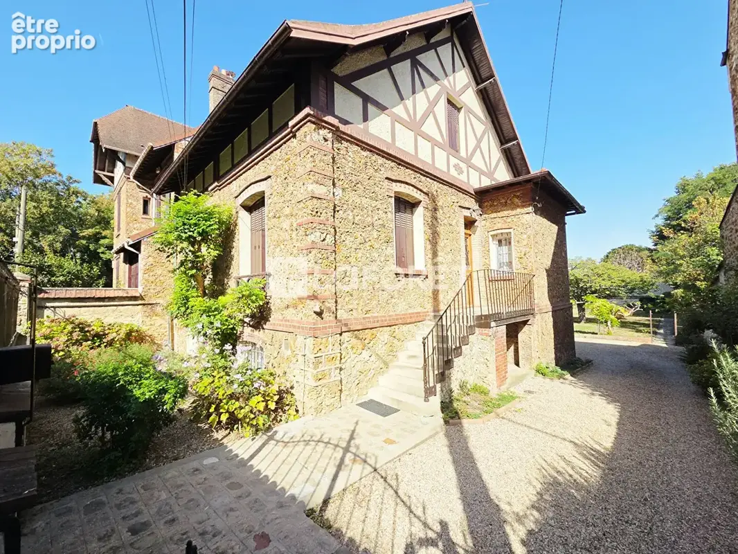 Maison à MEULAN