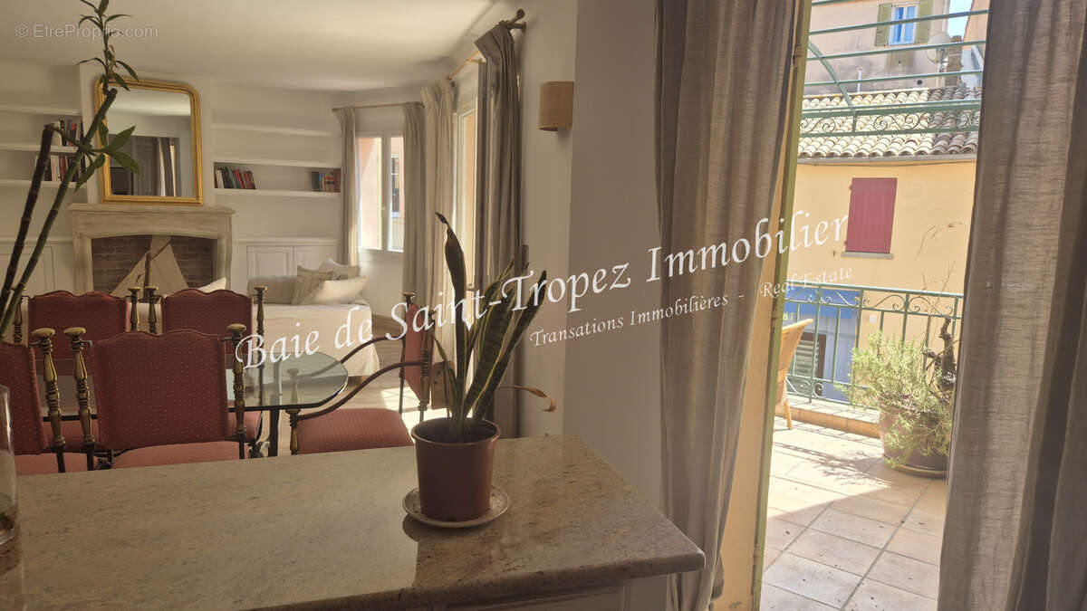Appartement à SAINT-TROPEZ