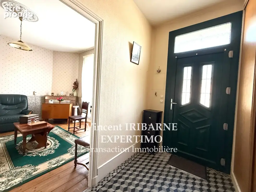 Maison De Ville, Garage et Jardin - photo 2