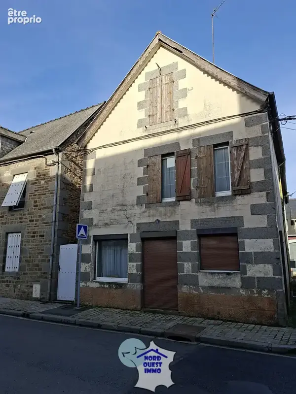 Maison de bourg. - photo 1