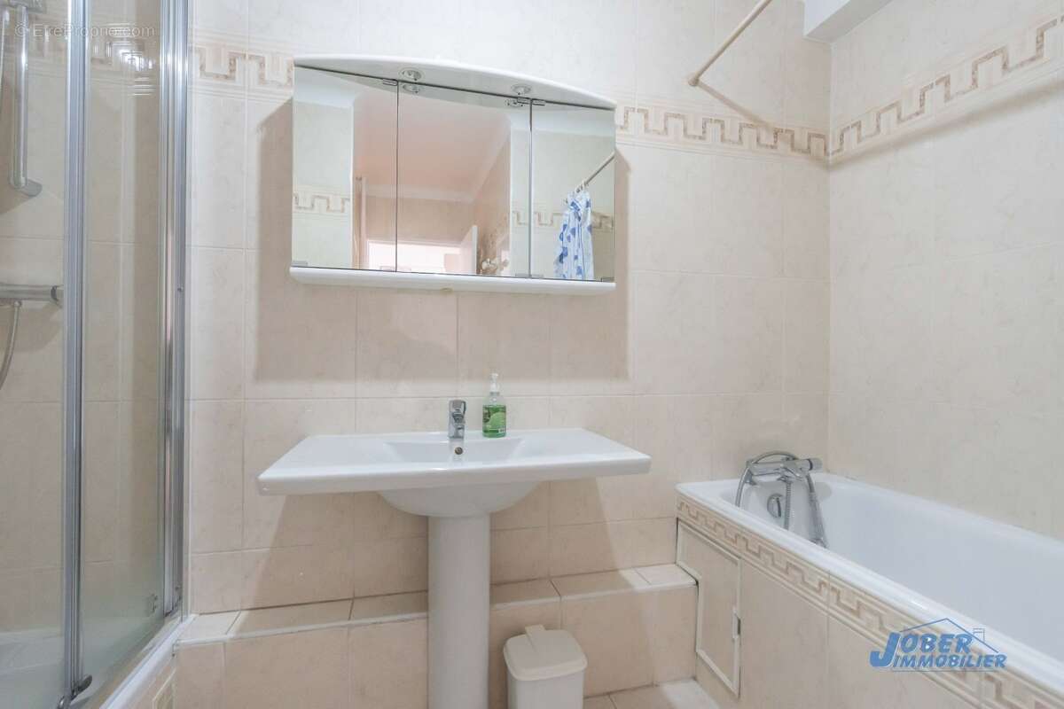 Appartement à NOGENT-SUR-MARNE