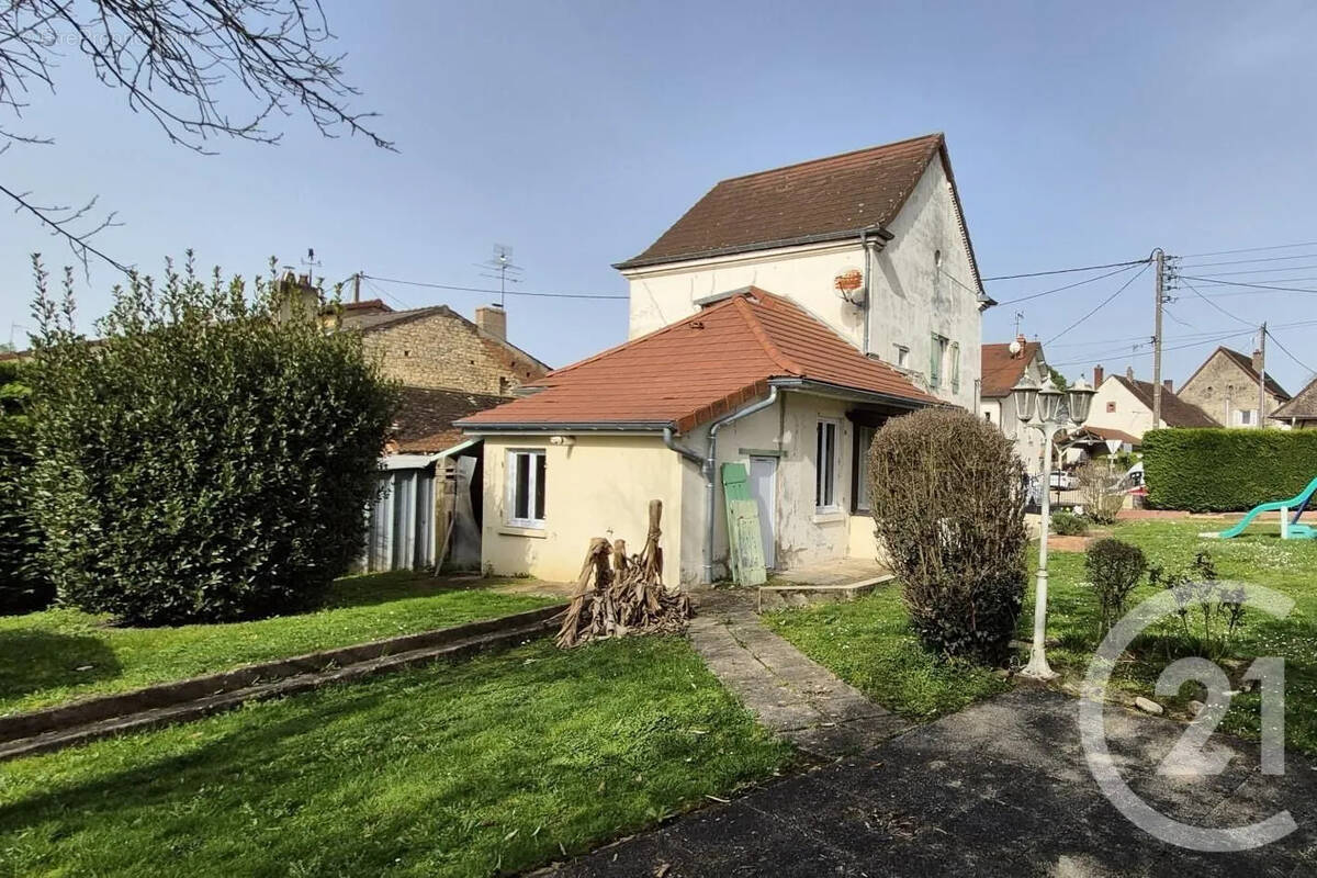 Maison à LOUHANS