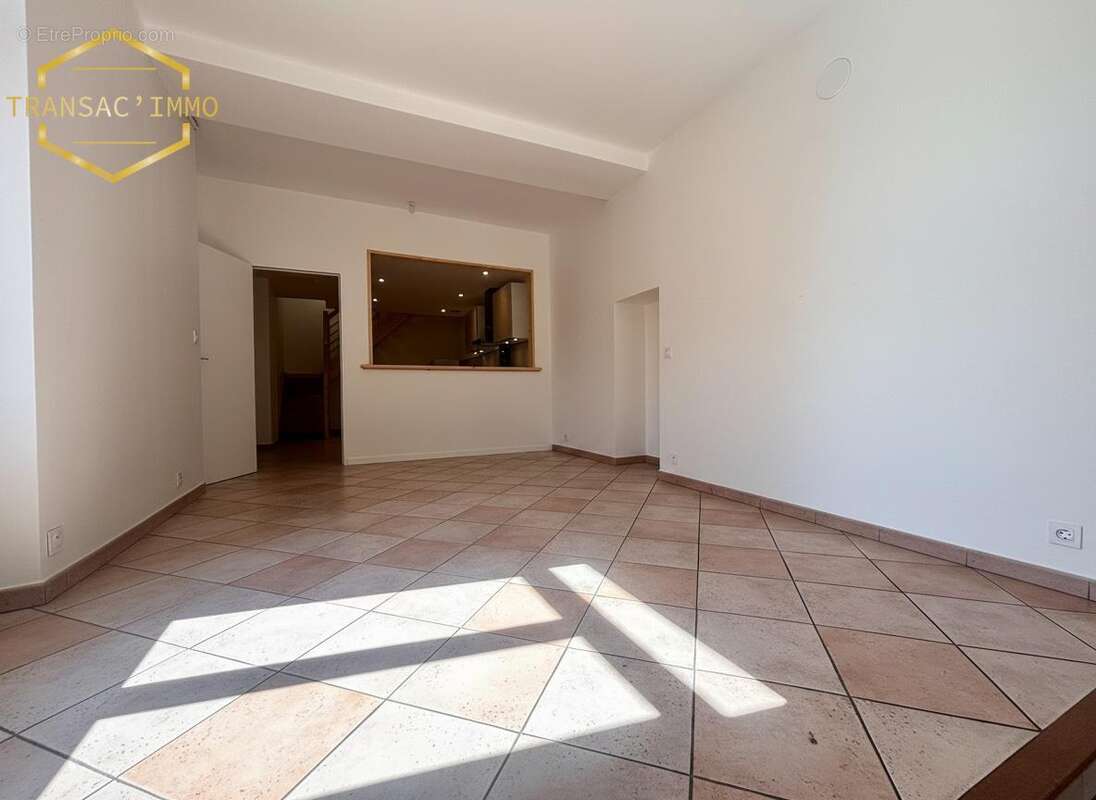 n°3 - Appartement à GIERES