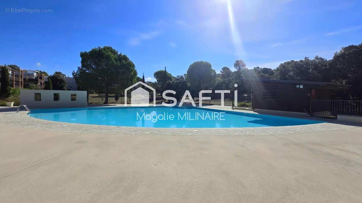 Photo 2 - Appartement à FREJUS