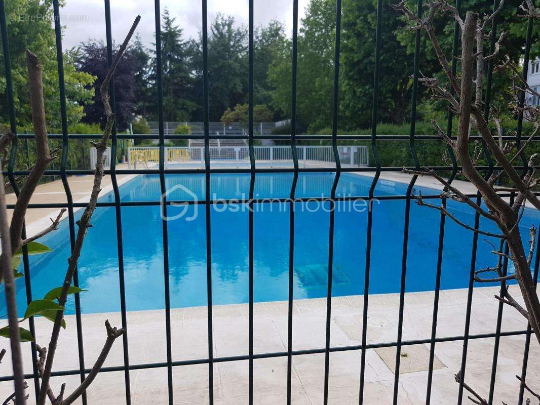 Appartement à CHILLY-MAZARIN