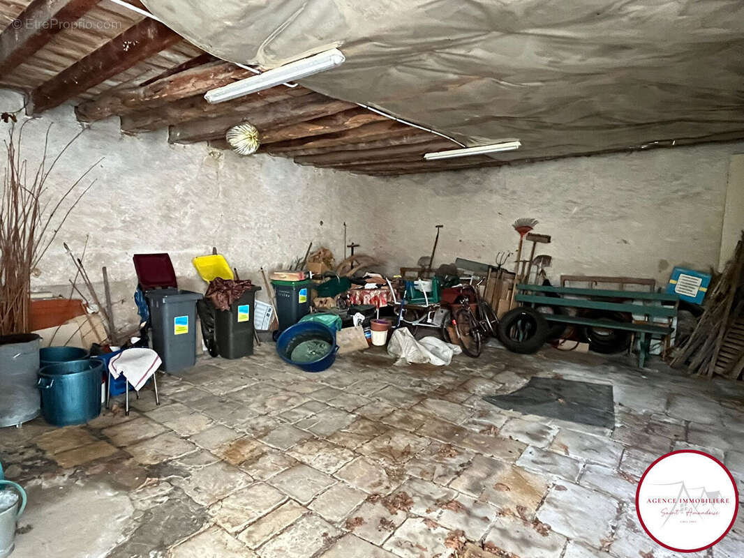 Maison à SAINT-AMAND-MONTROND