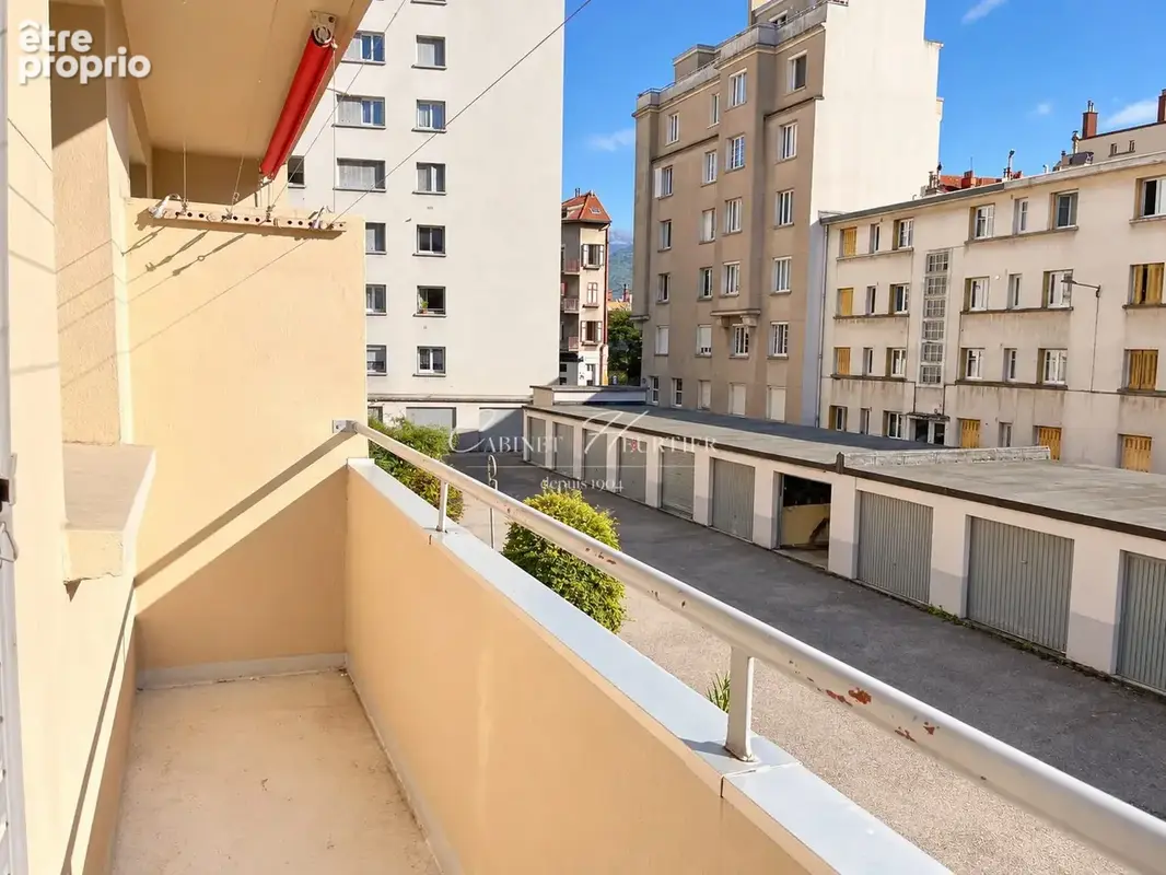 Appartement 4 pièces 63 m² à vendre à Grenoble (38000) - photo 2