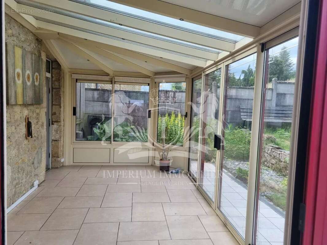 Maison à LINY-DEVANT-DUN