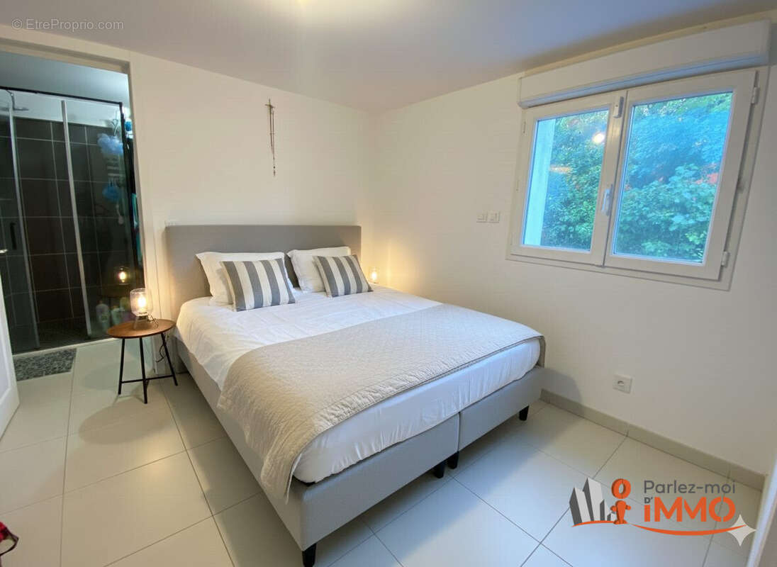 Maison à VAULX-MILIEU