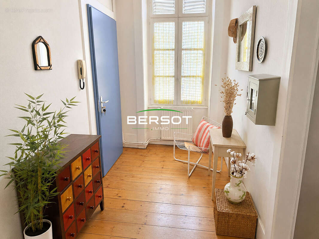 Appartement Vesoul 4 pièce(s) 97 m2 - photo 4