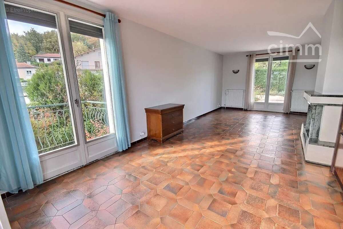 Maison à L&#039;ETRAT