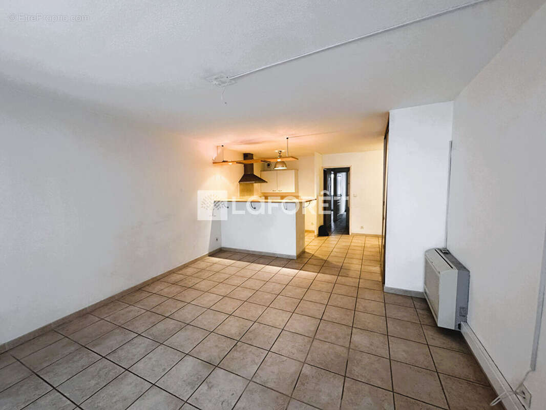 Appartement à MARSEILLE-8E