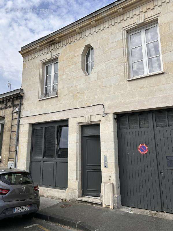 Appartement à BORDEAUX