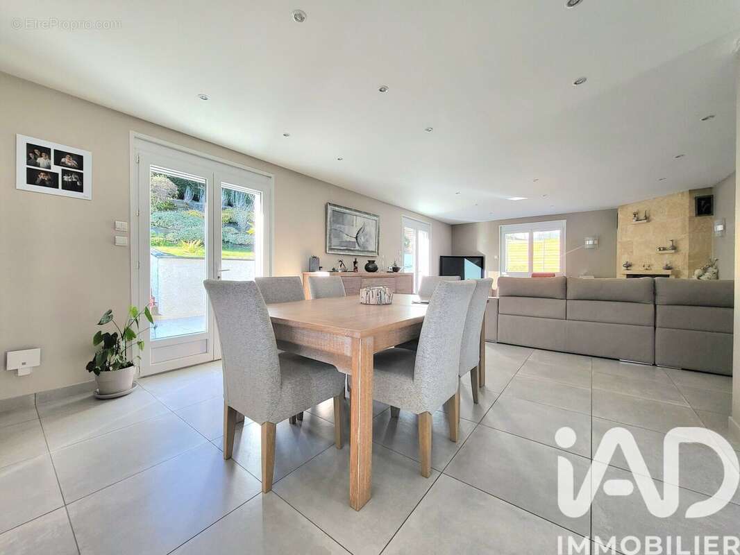 Photo 6 - Maison à RIVE-DE-GIER