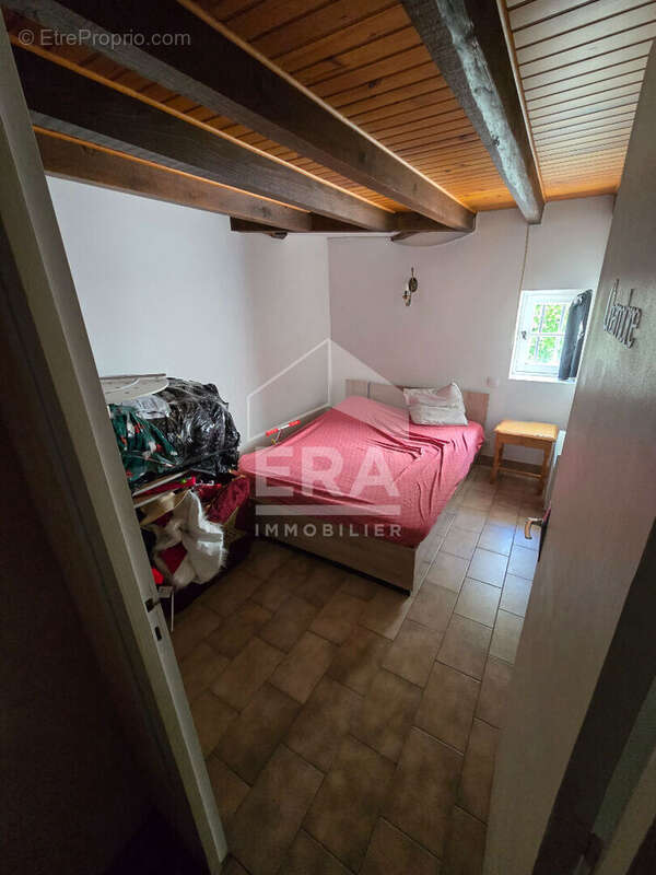 Maison à SAINT-FRONT-DE-PRADOUX