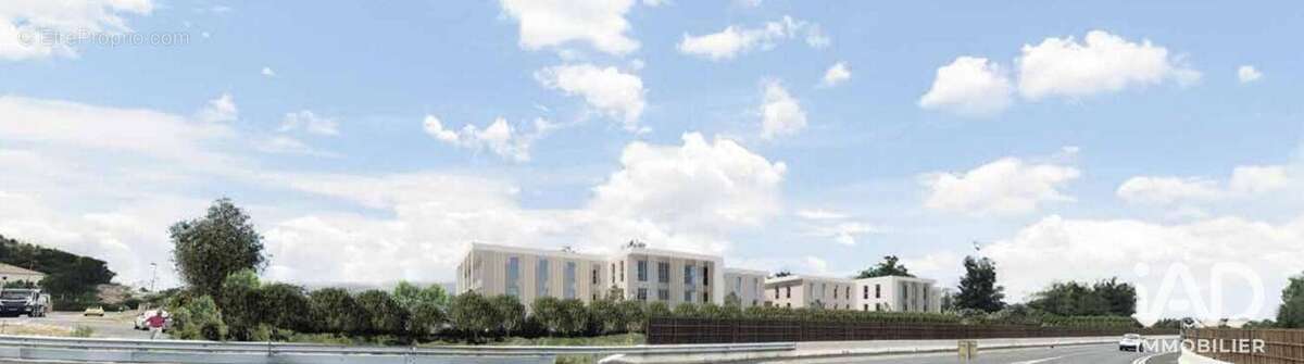 Commerce 53 m² à Narbonne  - photo 2