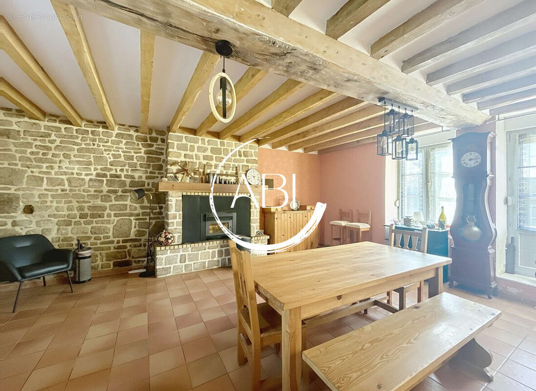 Maison à LA FERTE-MACE