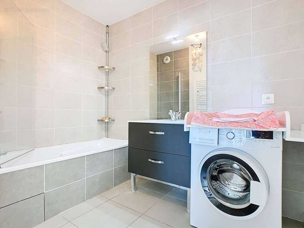 Appartement à ECHIROLLES