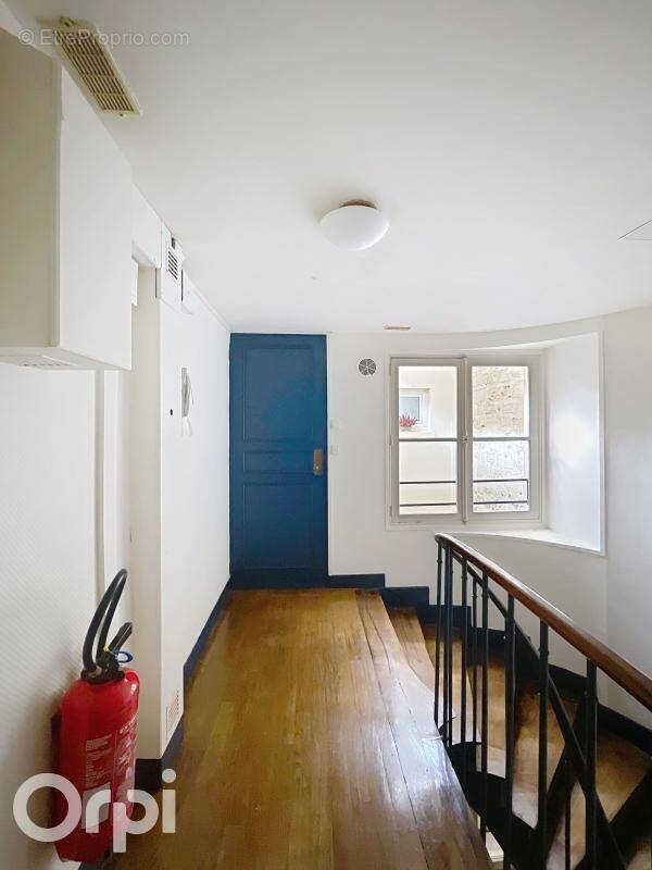 Appartement à PARIS-6E