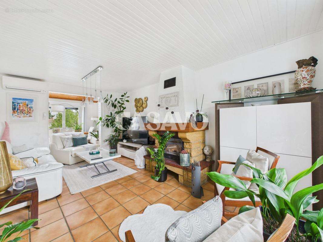 Maison à CHAMPIGNY-SUR-MARNE